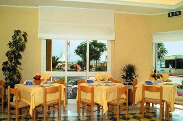 ** Hotel Albergo Villa Mauri Italy